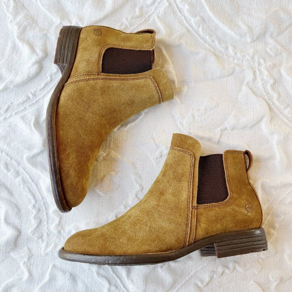 Born Neah Booties Size 6.5 New $140